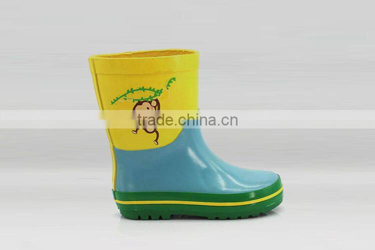 China Manufacturer Customised designs Environmental Cheap rubber boots wholesale
