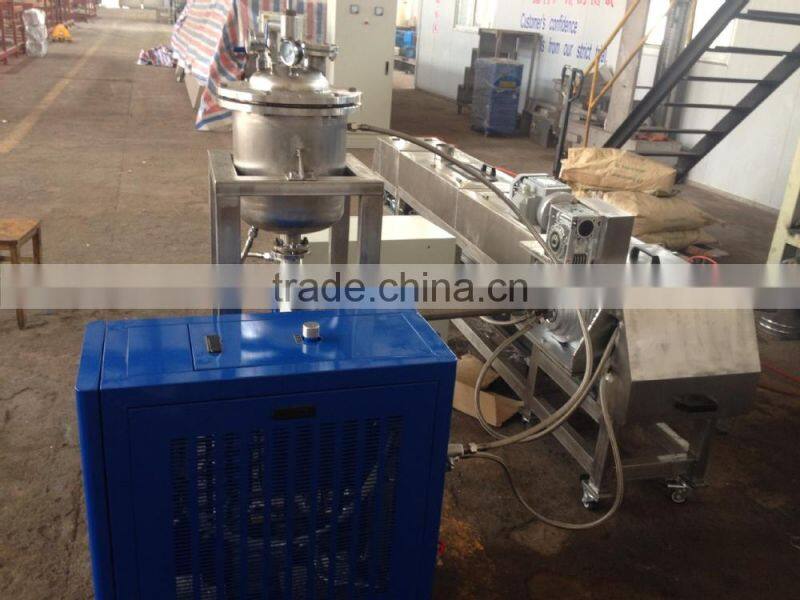 Laboratory granulating