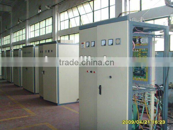 Vacuum melting furnace with high vacuum
