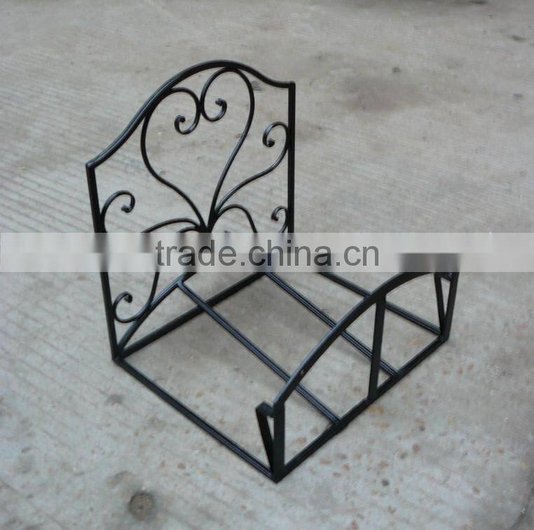 Antiqe black garden hose pipe holder