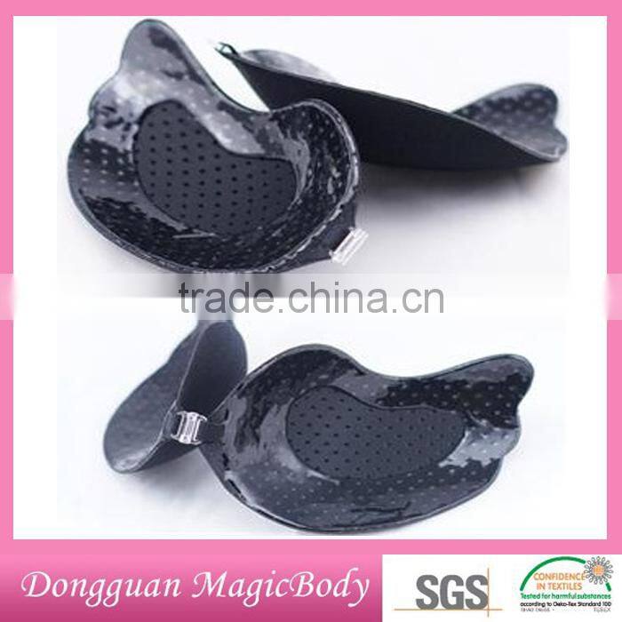 butterfly-shaped v bra model image