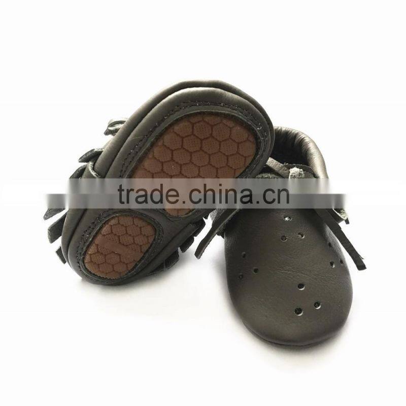 Wholesale Hard Sole Prewalker Boys Girls Leather Baby Shoes Moccasins