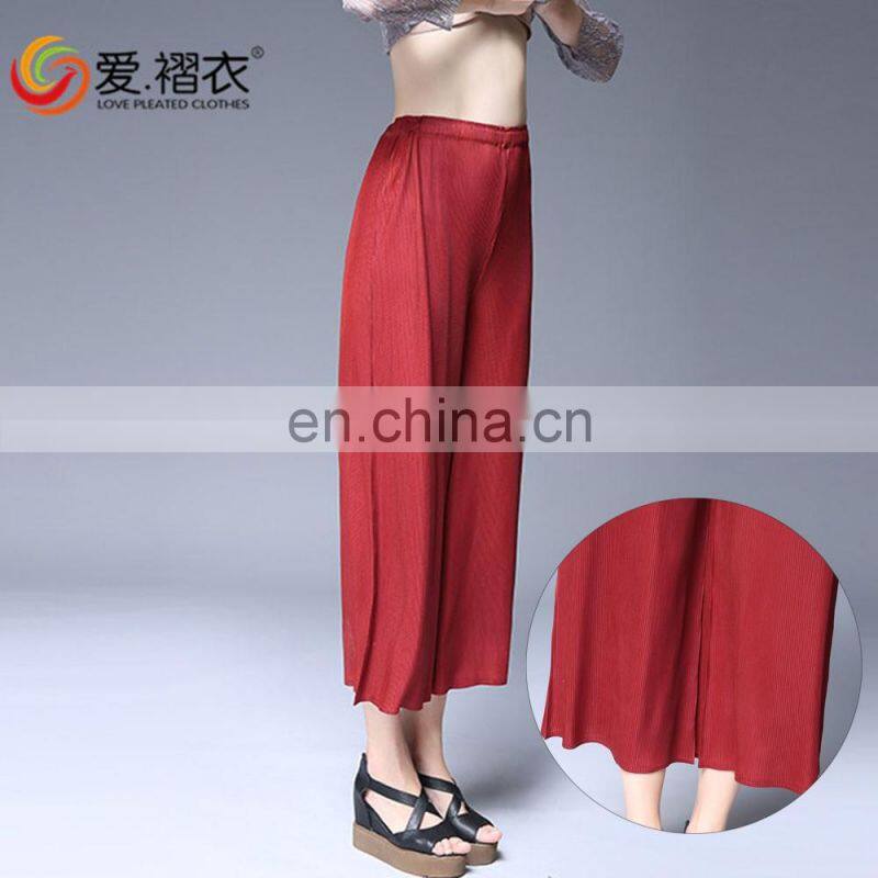China Cheap Newest design colors sublimation flower pattern printed pants for women