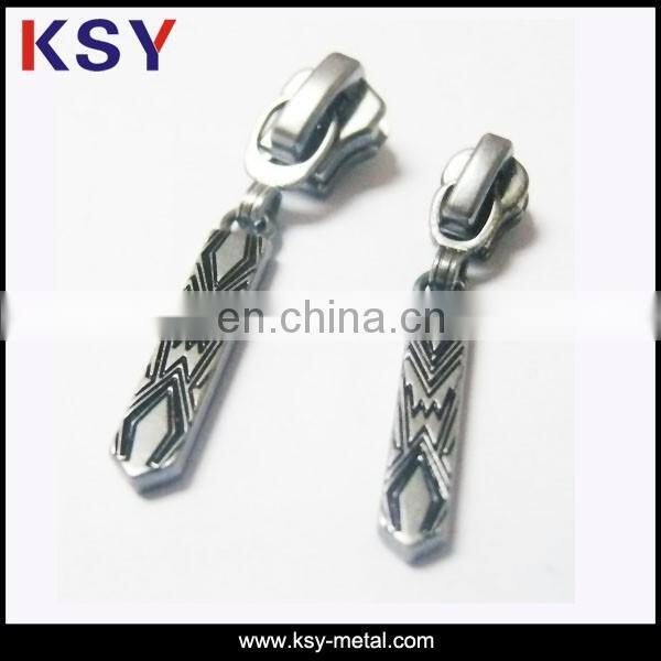 New designed gold colour zipper puller metal for shirt