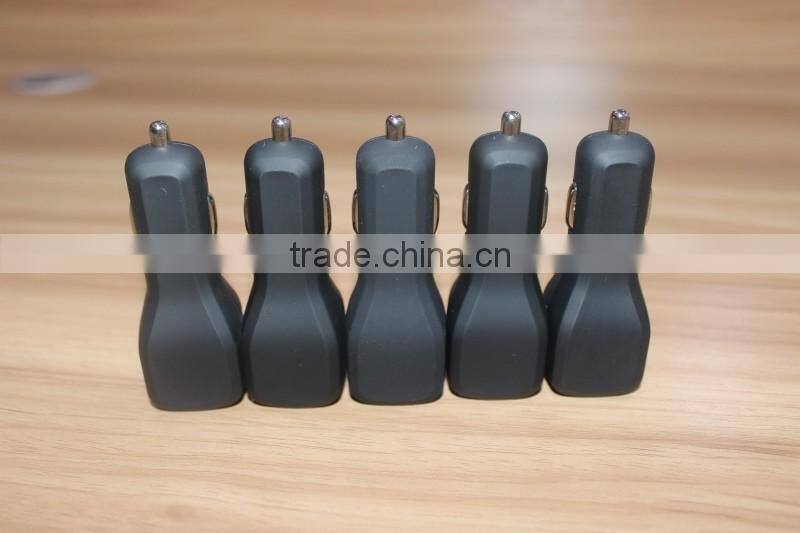 3.1Amp 3100mA output dual 2nd USB vehicle auto car charger with black painting rubberized finished