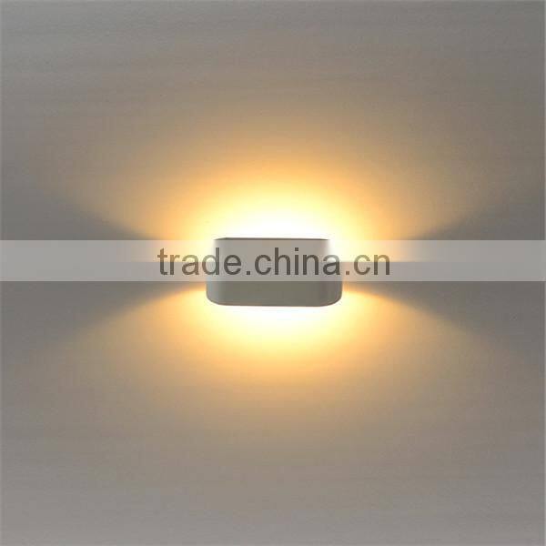 High Power Die-cast aluminium body and Clear glass diffuser LED2*1W in Black Unique Shape for Wall decoration