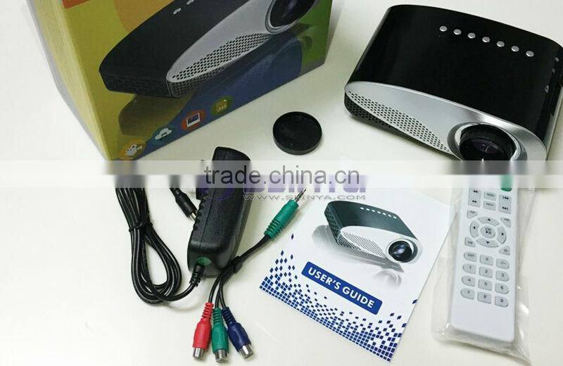 1.67 million Displayable Colors HD 1080P Projection 0.5 to 3.5 Meter 8S Mini Projector