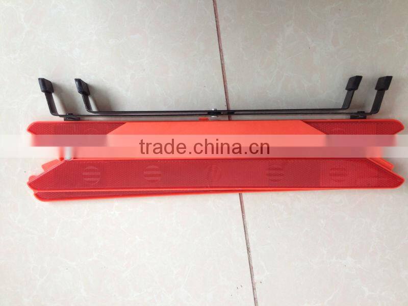 emergency warning triangle