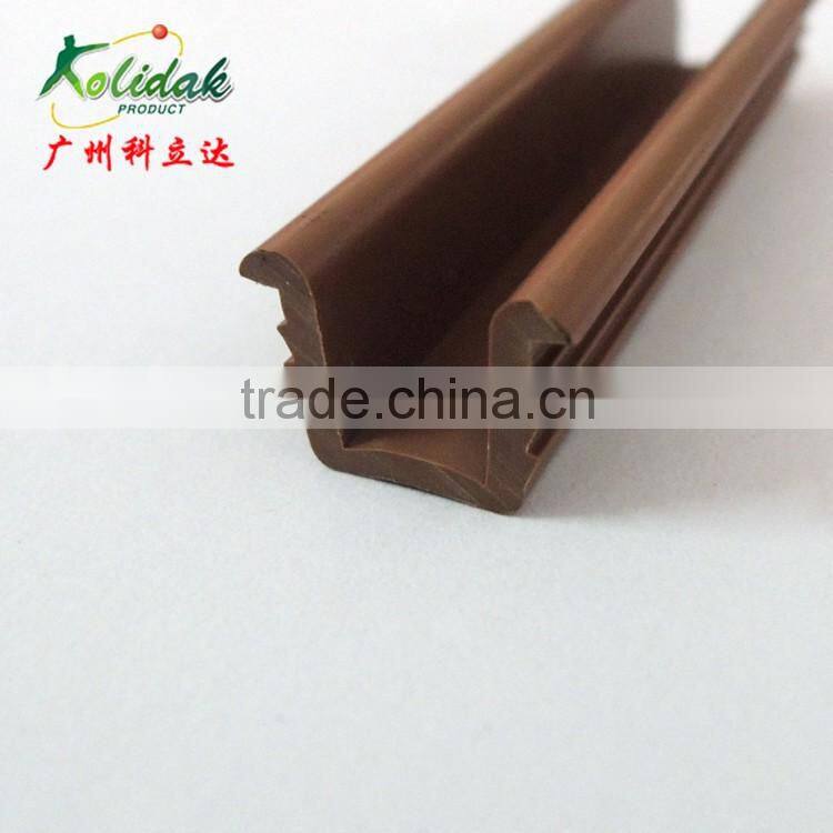 Yellow U shape PVC/TPV plastic profile products extrusion