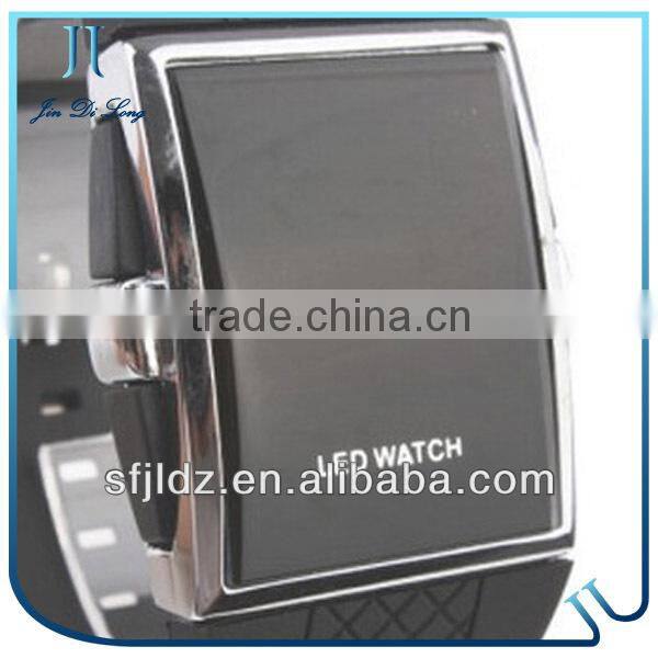 Black Fashion LED Silicone Electronic Watch Sport Watch Water Meter