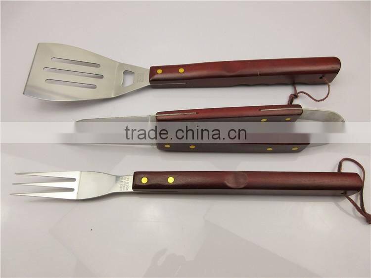 Stainless Steel Wooden Handle 3pcs BBQ Grill tools set