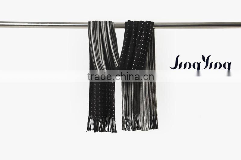 Fringe color mixed white black scarf for retail selling
