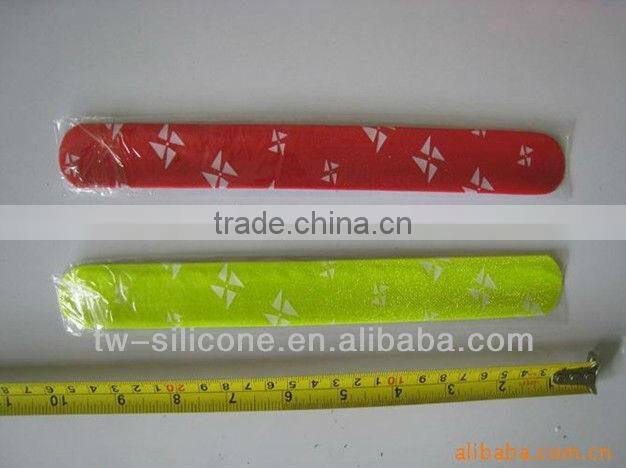gift item reflective pvc slap band for kids