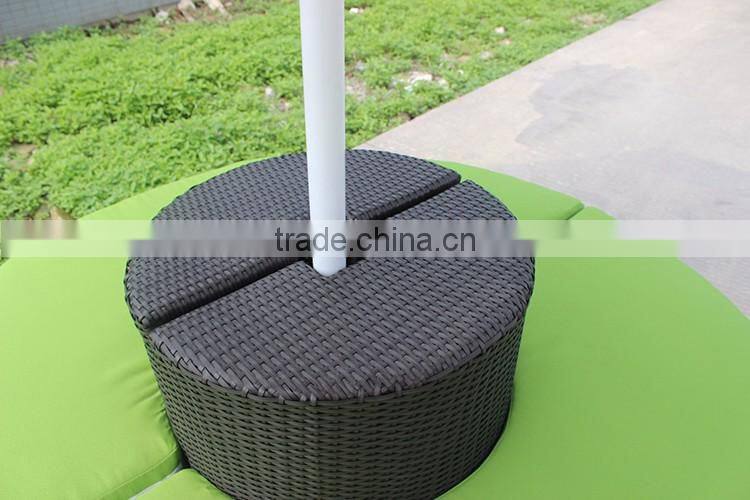 Middle Pole Outdoor Beach Umbrella With Seater