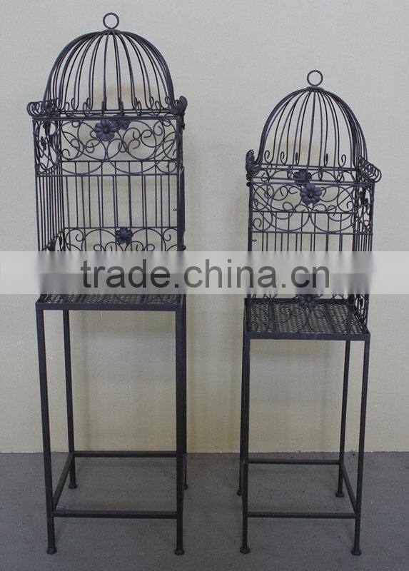 metal standing bird cage