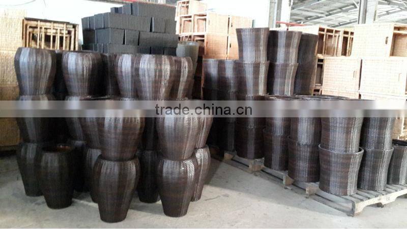 Wicker Planter pots, Plastic Rattan Wicker Pots, Viet Nam plastic Wicker Planter, Handicraft Wicker Planter
