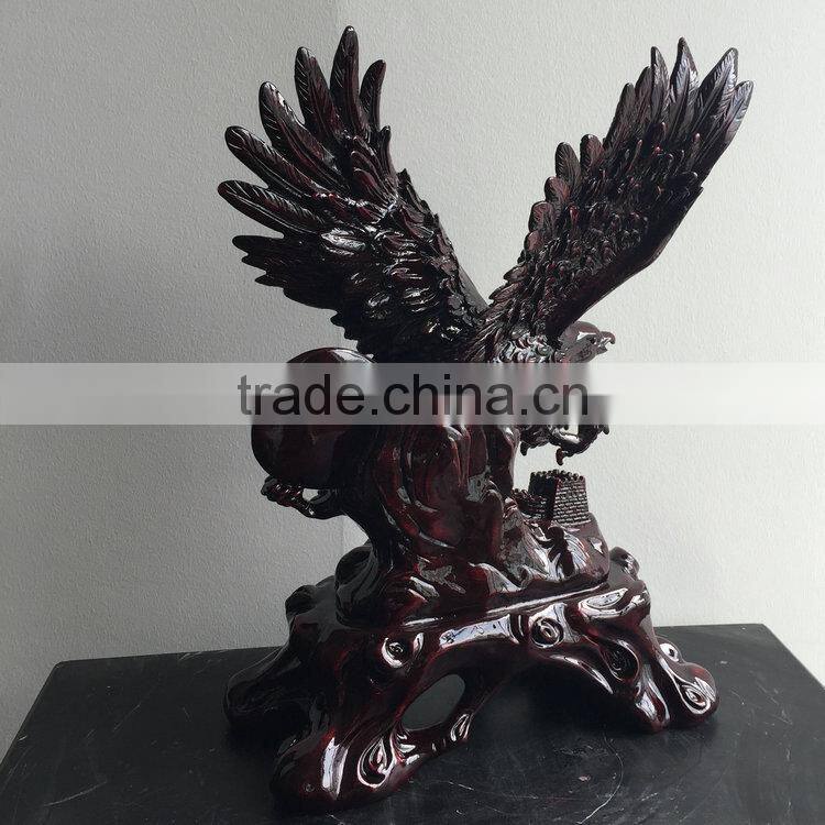 Resin figure of lanneret statue