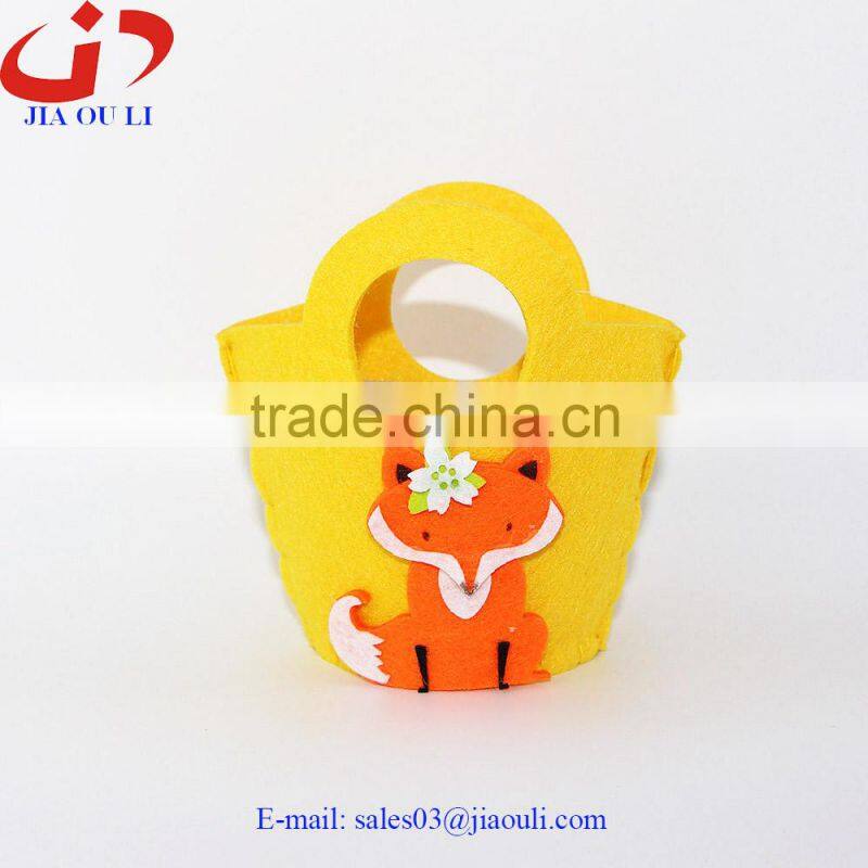 Easter decorations non-woven small basket with butterfly decoration