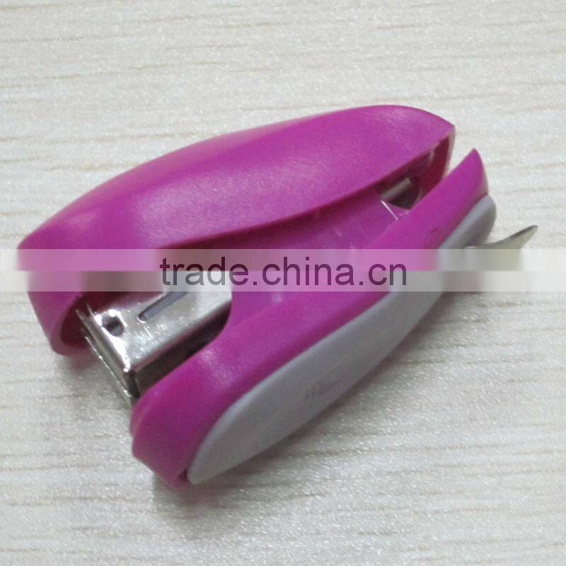 2015 new design hot 6.3cm length plastic mini cute stapler