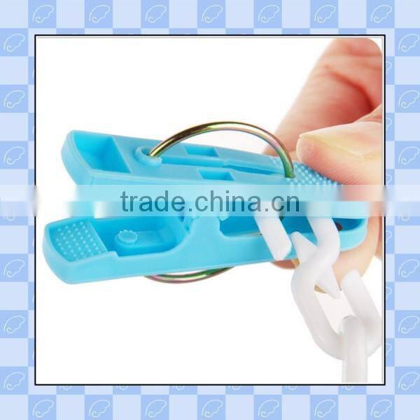 customzied hot sell candy color plastic hanger with plastic small candy color lips for sale manufacturer