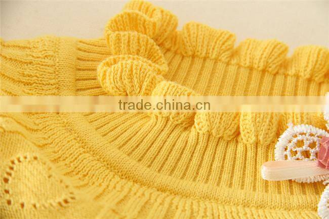 2015 TRENDY DESIGN KNITTED SWEATERS SOLID KIDS GIRLS PULLOVER SWEATERS APPLIQUED WITH BREASTPIN