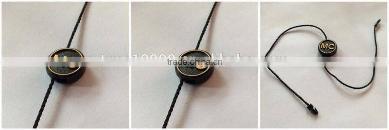 Fashional good quality plastic seal tag withlogo string hangtag label design