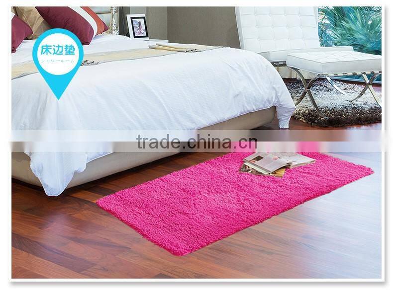 Hand tufted chenille carpet