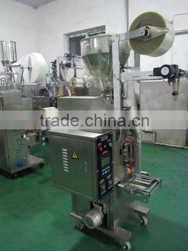 Fully automatic packaging machine for liquid product almond oil