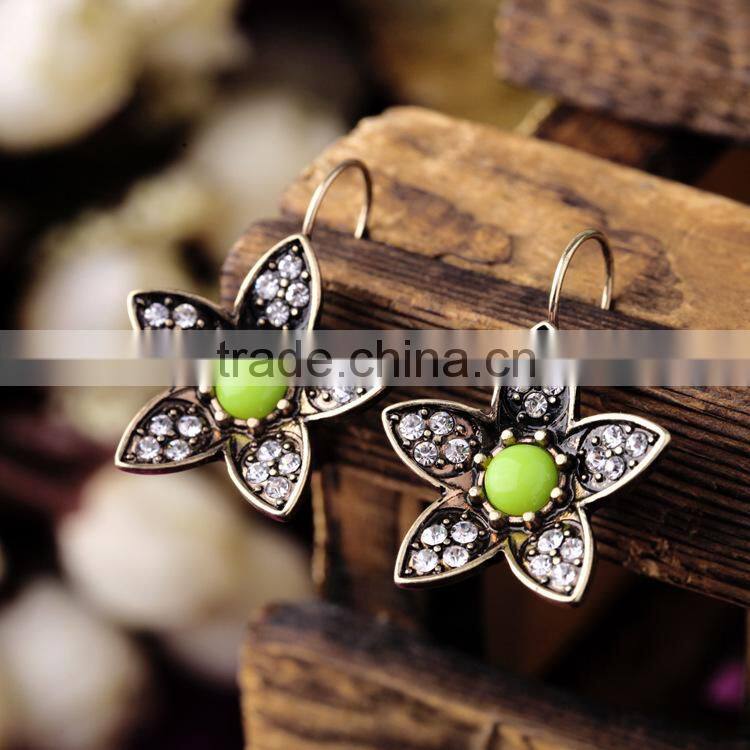 Simple Fashion Hot Sale Exquisite Elegant vintage star earrings, clover earrings, latest model fashion earrings