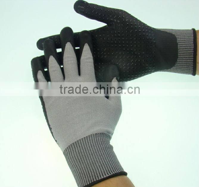 cut resistant gloves / working glove coated with grey PU