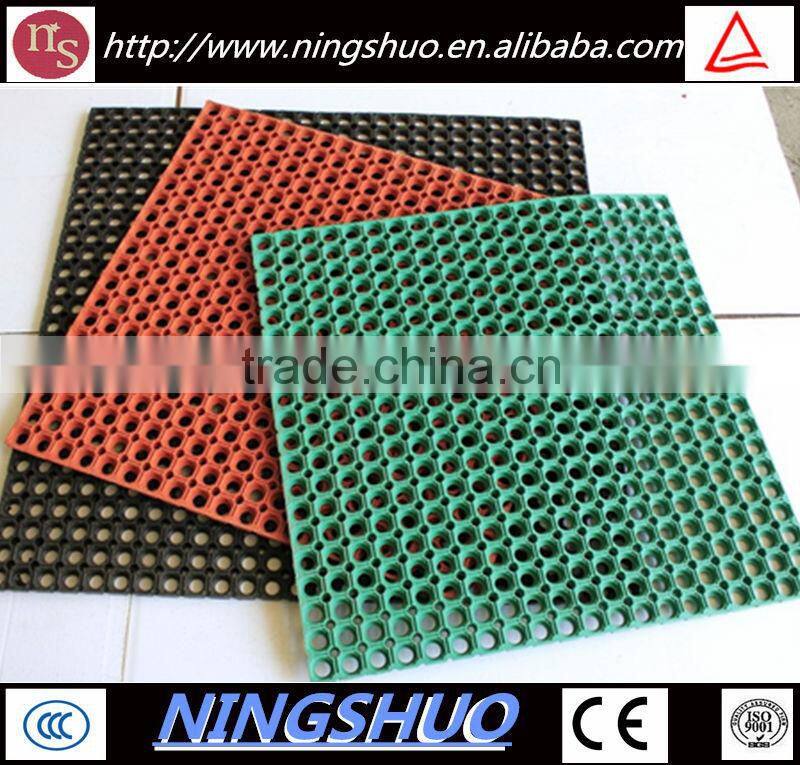 Factory wholesale of non skid outdoor boat rubber flooring
