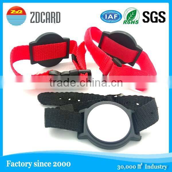 Beautiful printing standard size waterproof proximity wristband tag