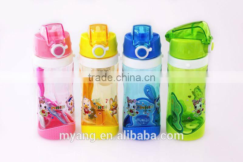 2015 wholesale children space water bottle with straw/BPA free plastic water bottle with straw