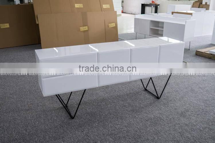 TALL WHITE LACQUER TV CABINET WITH FIVE DRAWERS E-828