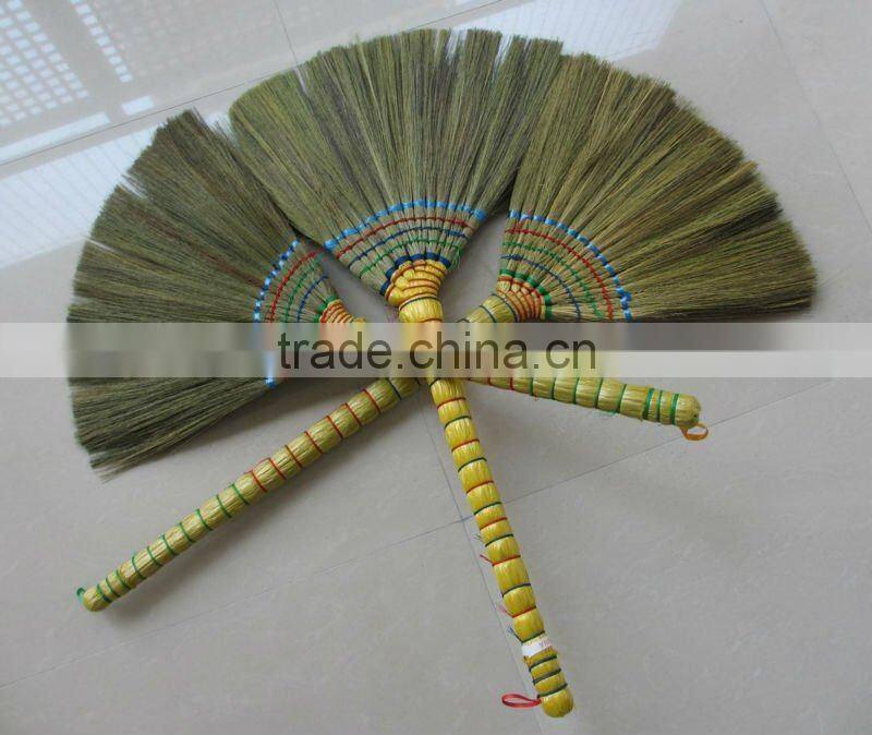 Natural Chinese Silvergrass wooden broom