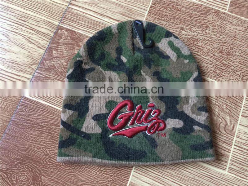 Custom Fashion Cheap Camouflage Knitted Hats With 3D Embroidery