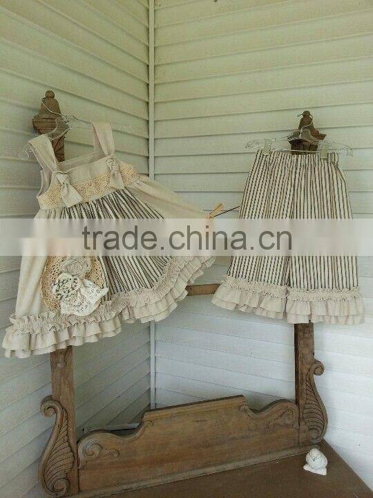 2017 New design wholesale sleeveless stripe ruffle clothing sets