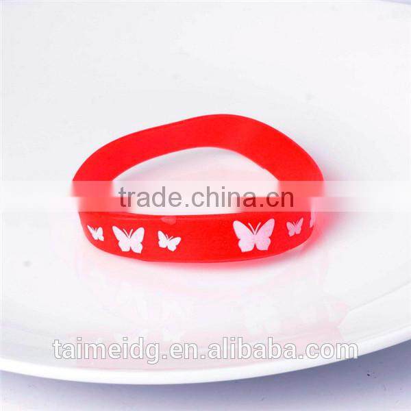 Hot selling debossed ink filled band