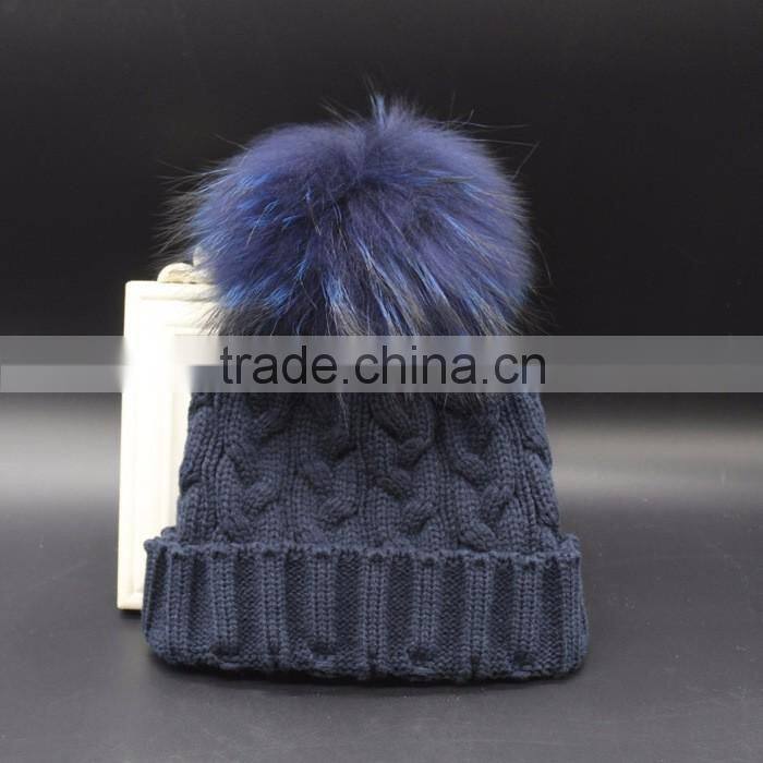 Wholesale New Colorful Detachable Raccon Fur Pompom Fashion Girls Winter Caps