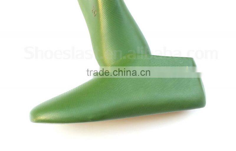 The dancing shoe last for girls