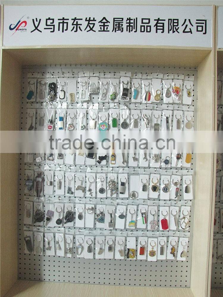 hot sales zinc alloy promotional football keychain/metal sports keychain gift