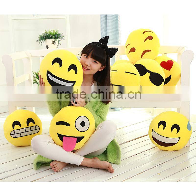 2015 new design emoji pillow, with polyester fiber filling