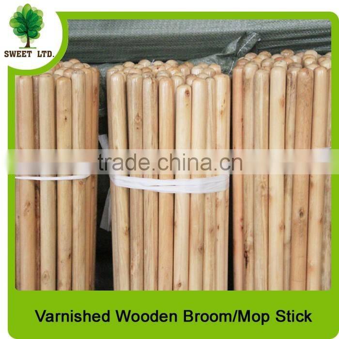 Varnished eco-friendly wooden broom handle from Manufacture factory