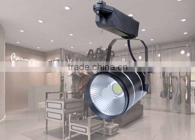 High lumen efficiency indoor lighting 12W led track light