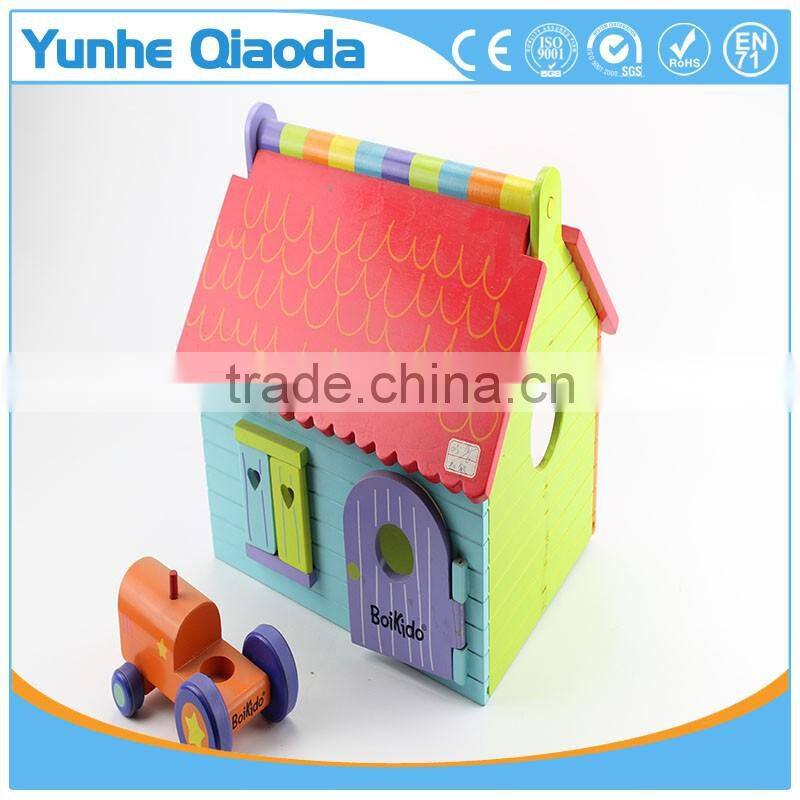 Early Learning wooden play toys house packing house toy
