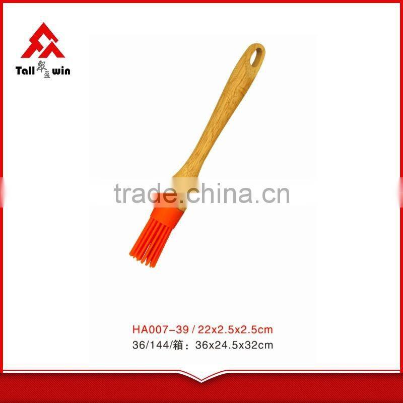 Popular silicone bristle brush