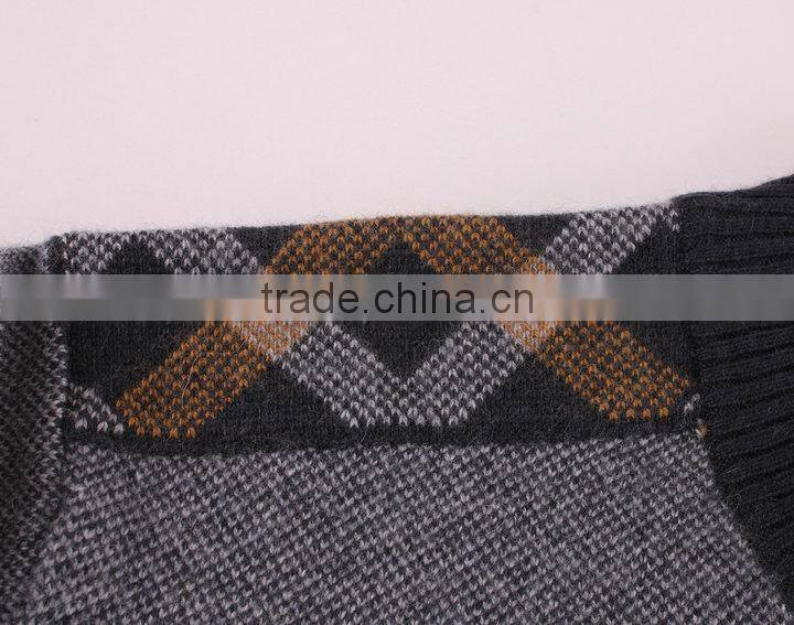 fully jacquard sweater knitting machine for men pullover sweater ,machine knitting wool yarn for winter sweater with zipper