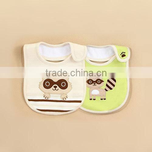 MOMANDBAB Children Wear Cotton and Waterproof Baby Bibs Boys Embroidered Design (1422603)