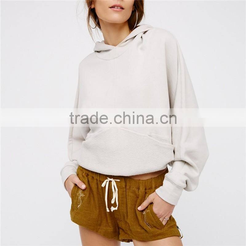 2017 hot sale hot sexy embroidery cotton linen shorts