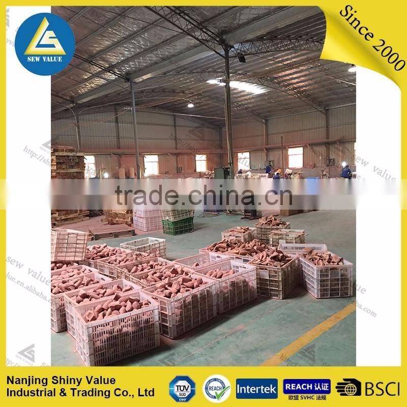 Custom logo acceptable wooden material type aromatic red cedar wood double tube adjustable shoe tree